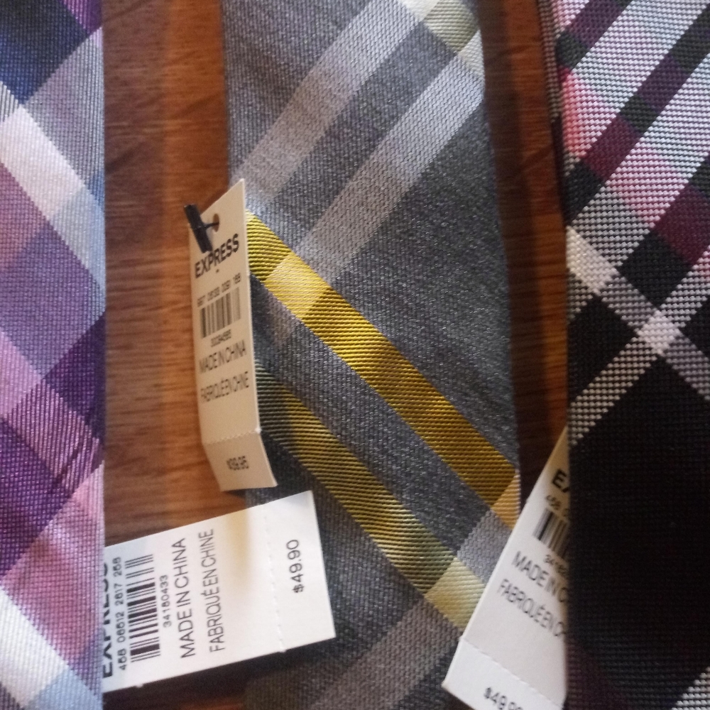 Accessories.. - Picture 3 of 3
